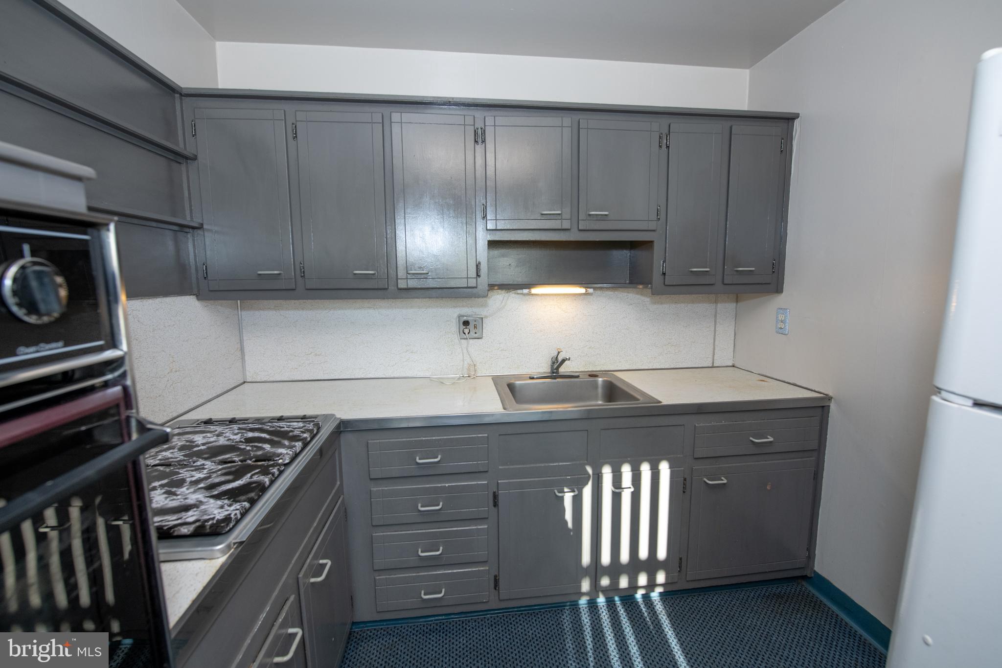3307 Atmore Road Philadelphia, PA 19154 - Photo 14 of 37 Kitchen