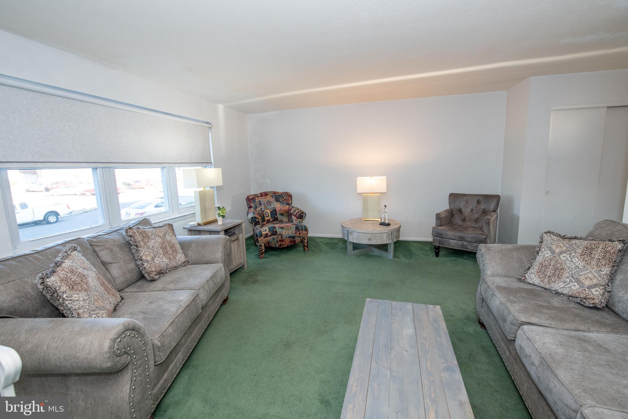 3307 Atmore Road Philadelphia, PA 19154 - Photo 3 of 37 Living Room