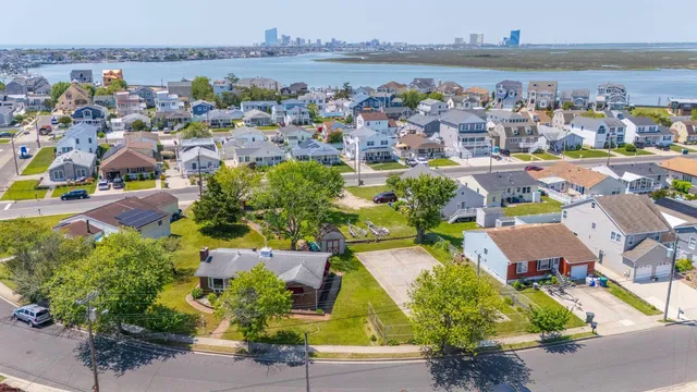$1,100,000 | 502 Caverly Drive, Brigantine, NJ 08203