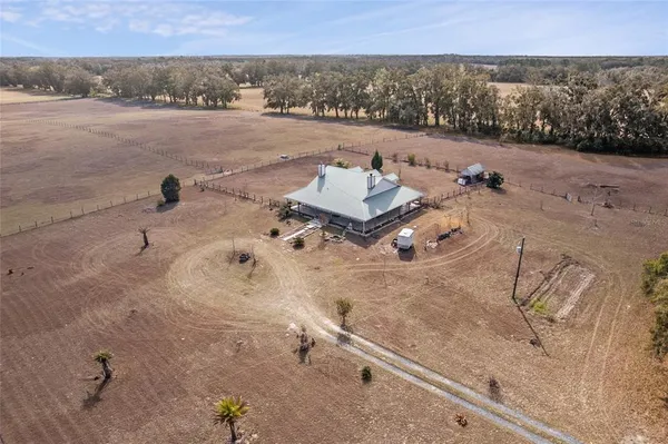 $549,000 | 28924 Southwest 30th Avenue, Newberry, FL 32669