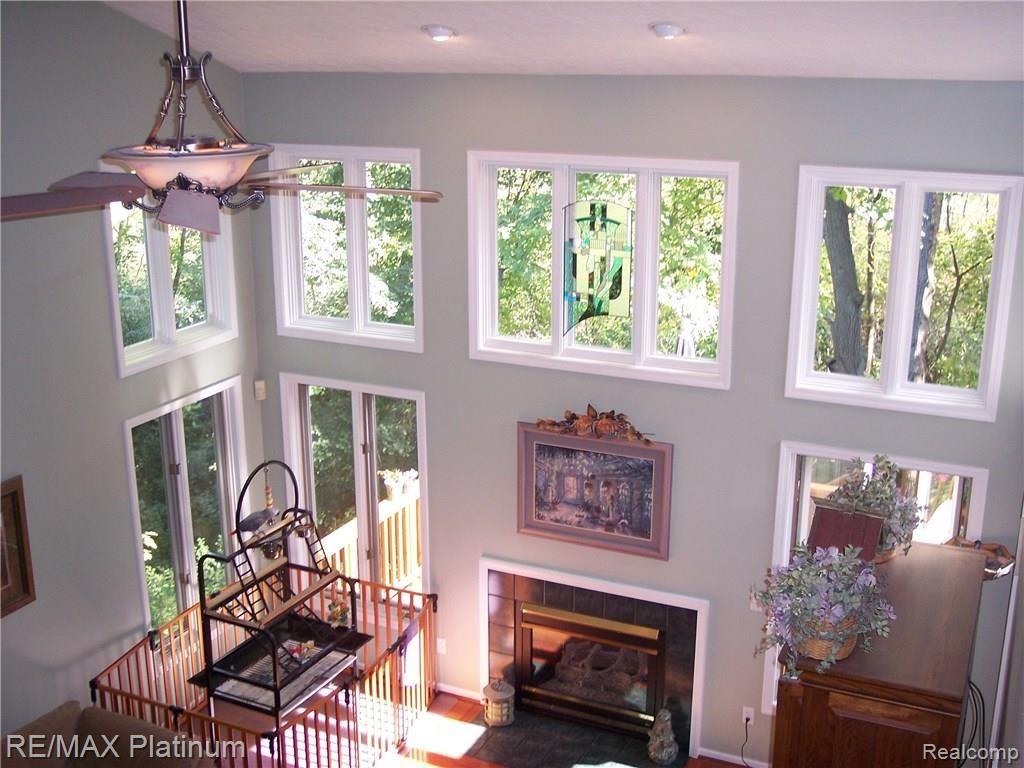 7508 Welle Road Brighton, MI 48116 - Photo 4 of 64 2004-06-08 16.55