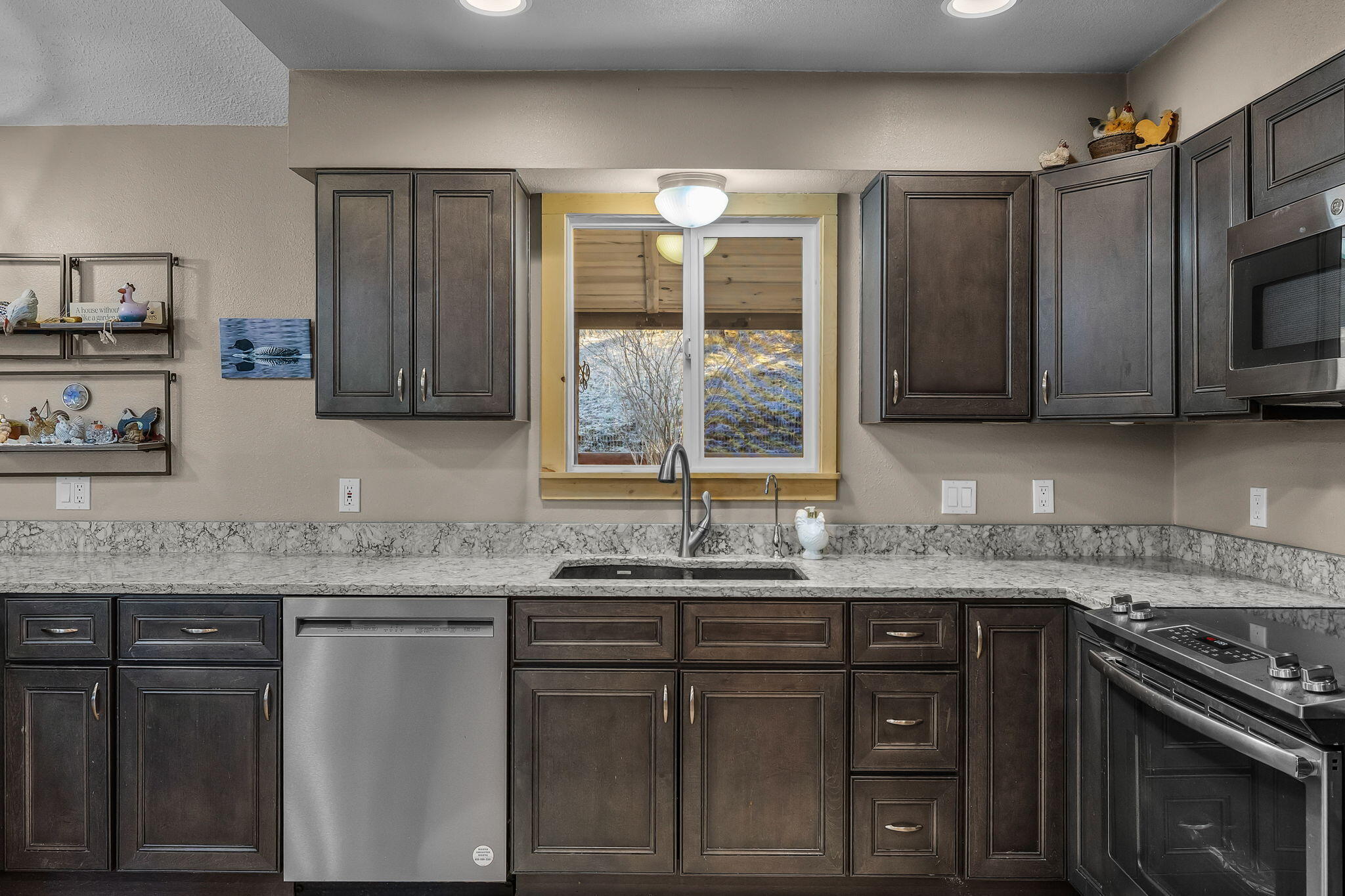 26508 Rainbow Road Canyon City, OR 97820 - Photo 10 of 57 10