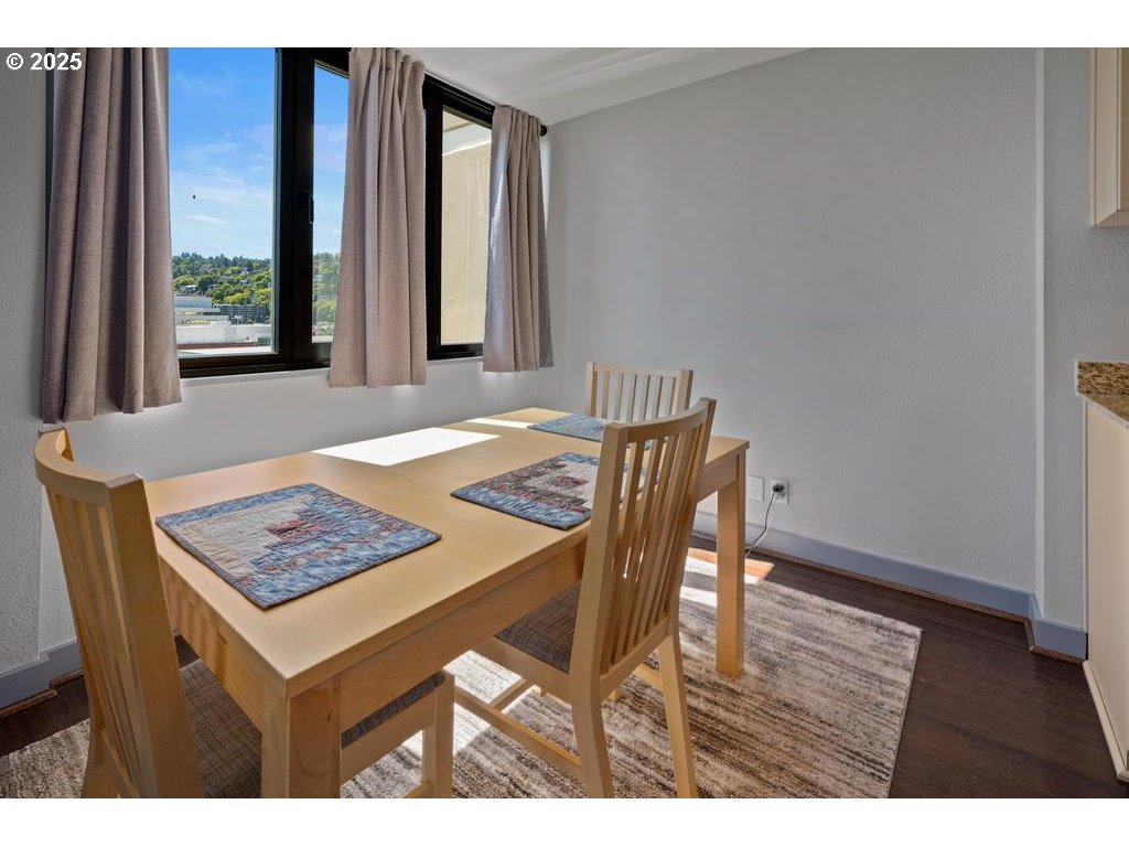 255 Southwest Harrison Street, Unit 17H Portland, OR 97201 - Photo 14 of 48