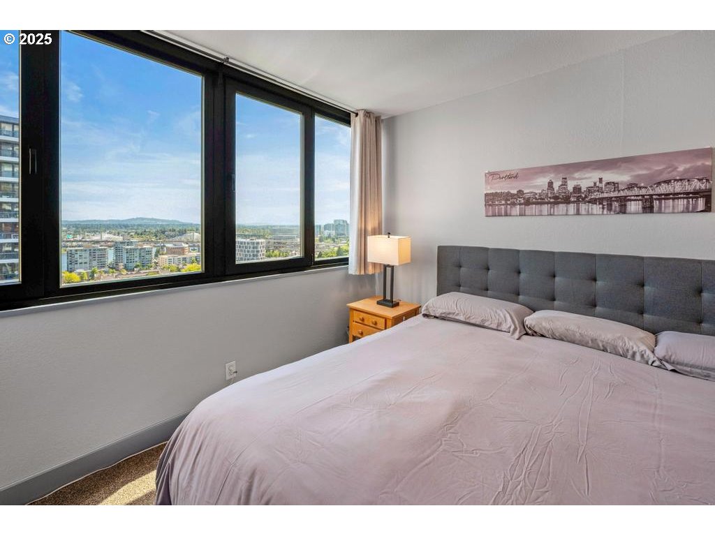 255 Southwest Harrison Street, Unit 17H Portland, OR 97201 - Photo 22 of 48