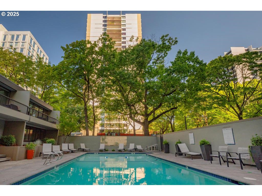 255 Southwest Harrison Street, Unit 17H Portland, OR 97201 - Photo 40 of 48