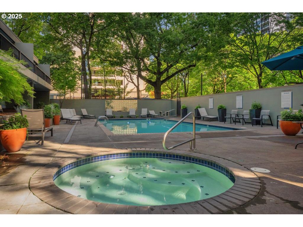 255 Southwest Harrison Street, Unit 17H Portland, OR 97201 - Photo 41 of 48