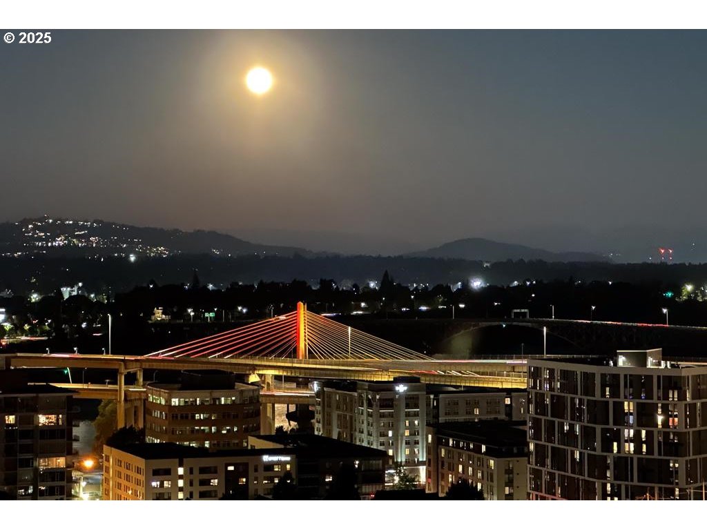 255 Southwest Harrison Street, Unit 17H Portland, OR 97201 - Photo 48 of 48