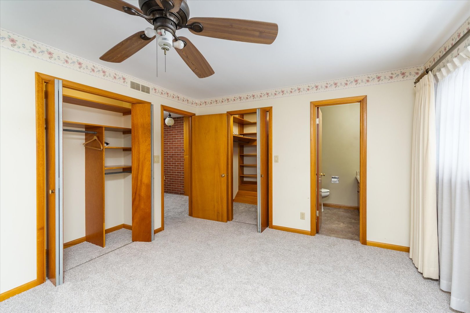 708 East Thompson Street Princeton, IL 61356 - Photo 24 of 40 a view of empty room with ceiling fan