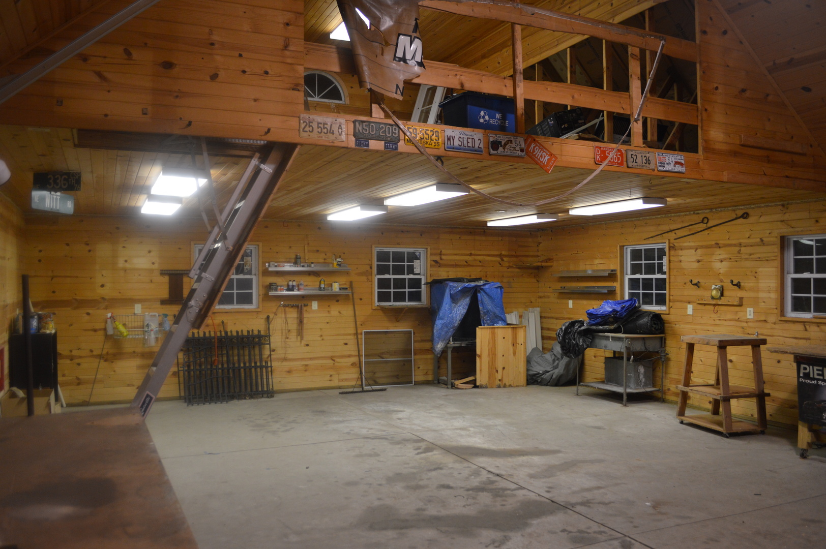 708 East Thompson Street Princeton, IL 61356 - Photo 43 of 46 a view of a room with gym equipment