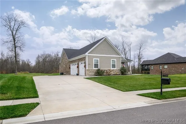 $579,900 | 1739 Augusta Parkway, Henryville, IN 47126