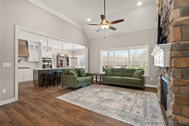 $579,900 | 1739 Augusta Parkway, Henryville, IN 47126