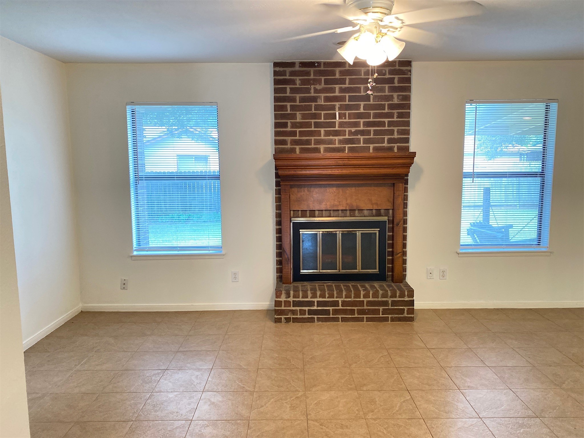 2733 Davis Avenue Rosenberg, TX 77471 - Photo 15 of 45