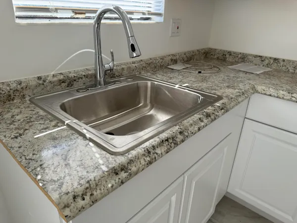 $2,400 | 2103 Wharf Lane, Greenacres, FL 33463