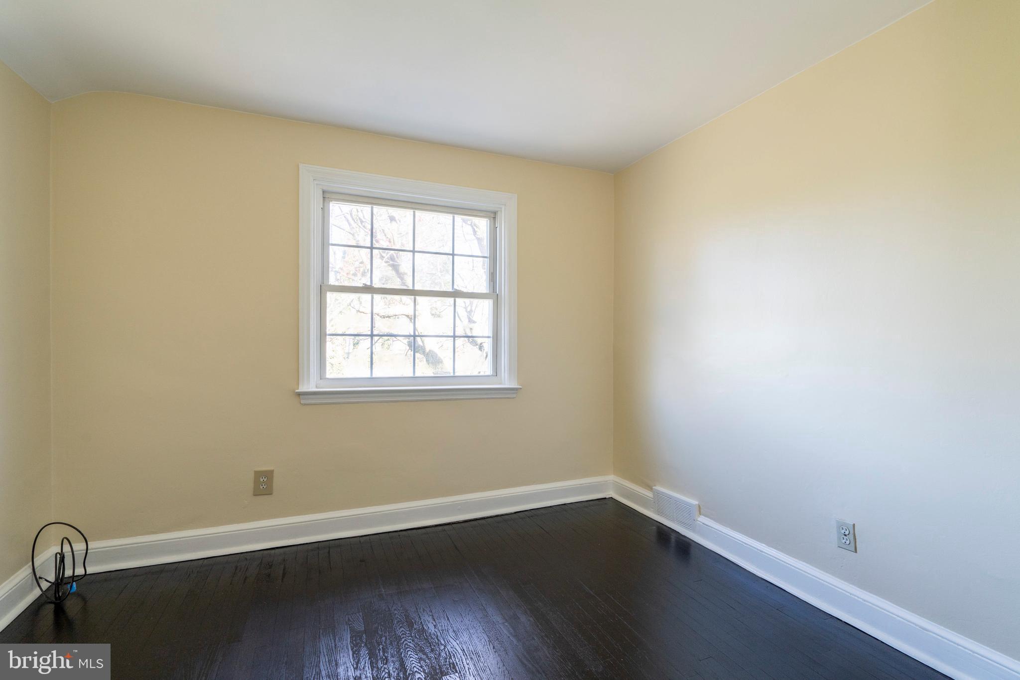 512 St Albans Road Havertown, PA 19083 - Photo 16 of 28 Bedroom #3