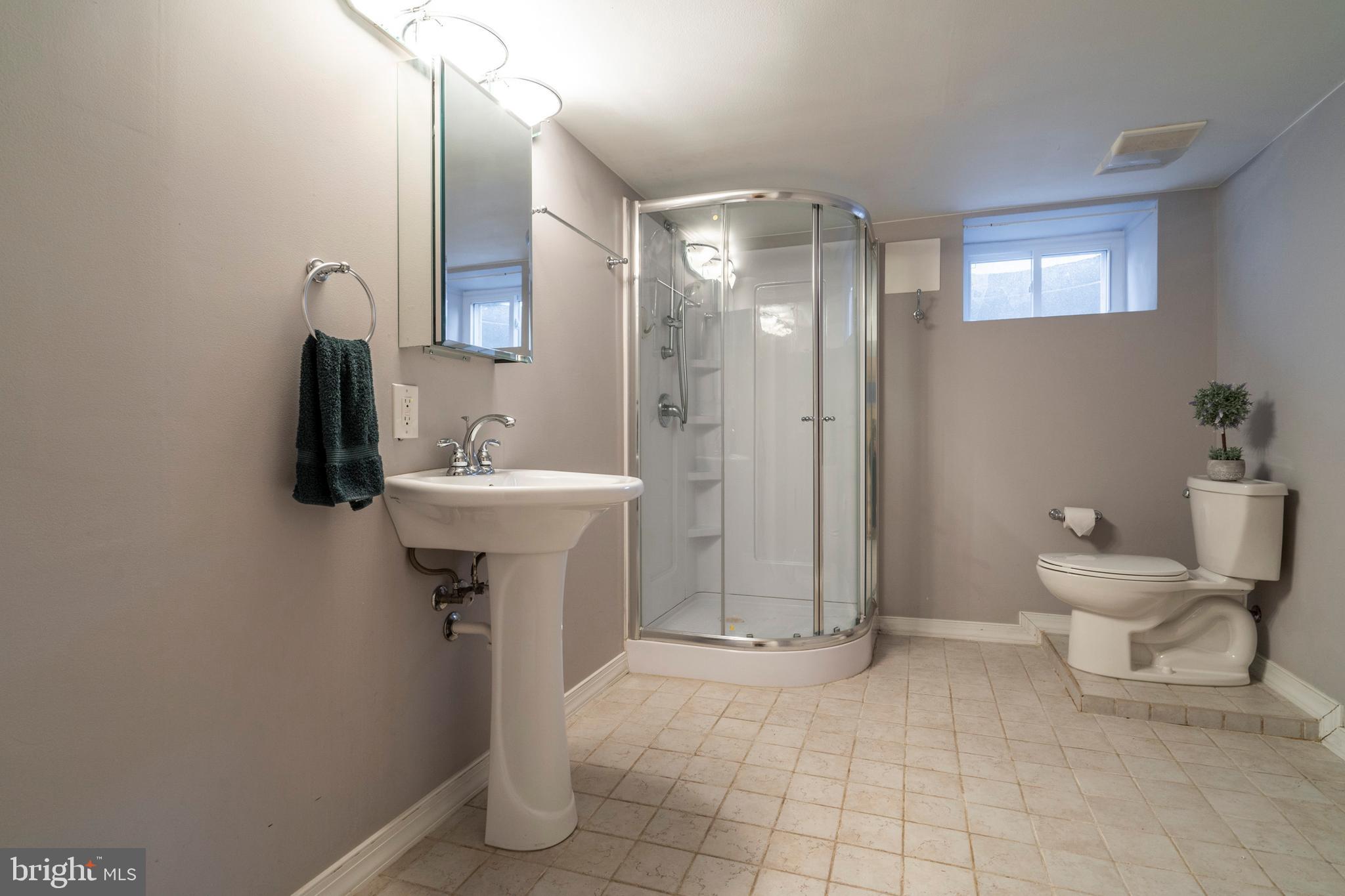 512 St Albans Road Havertown, PA 19083 - Photo 22 of 28 2nd full bath in basement