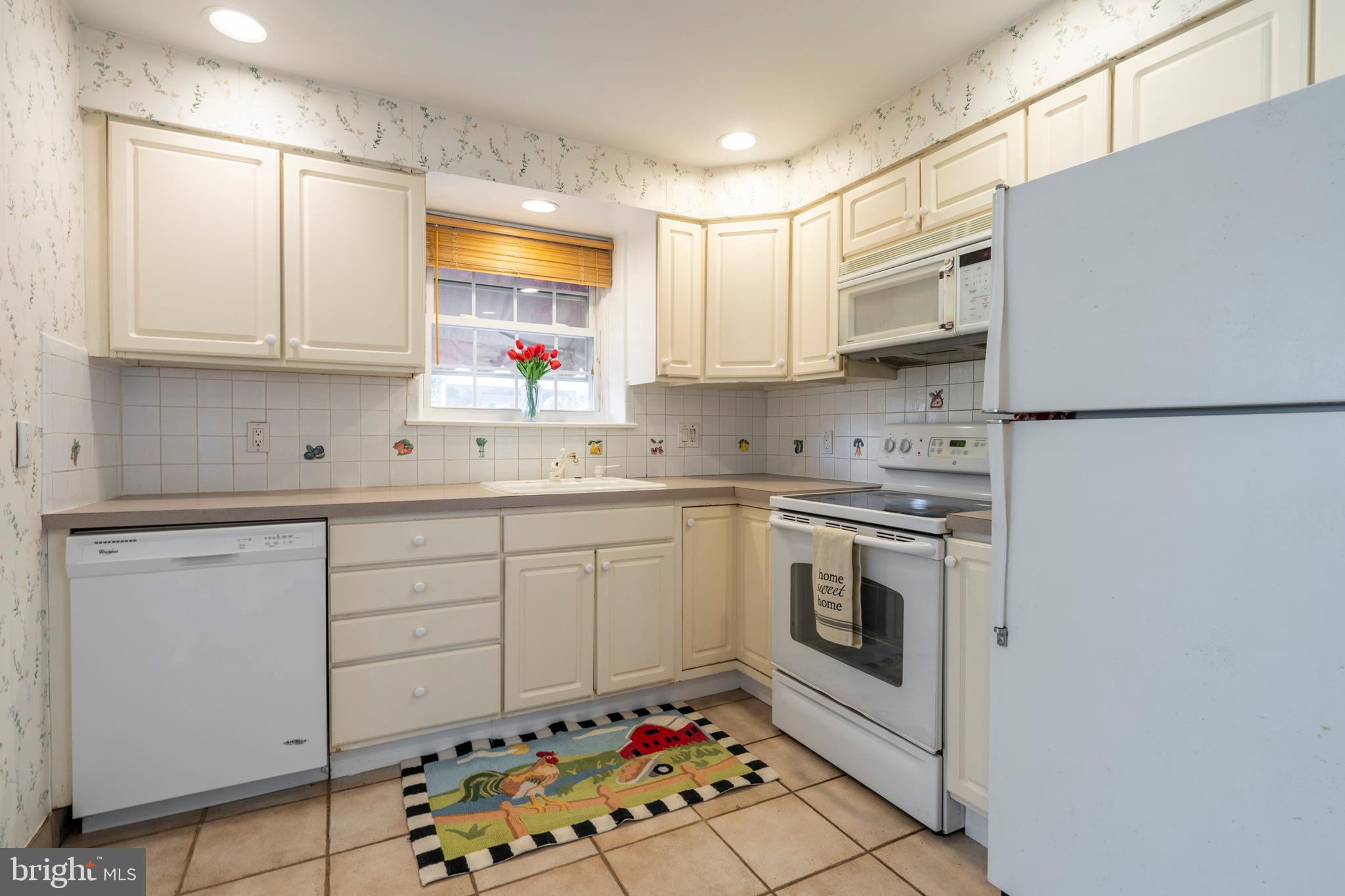 512 St Albans Road Havertown, PA 19083 - Photo 8 of 28 We all know what room this is....
