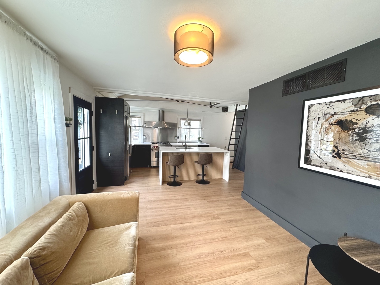 15 South Huffman Street Naperville, IL 60540 - Photo 8 of 21