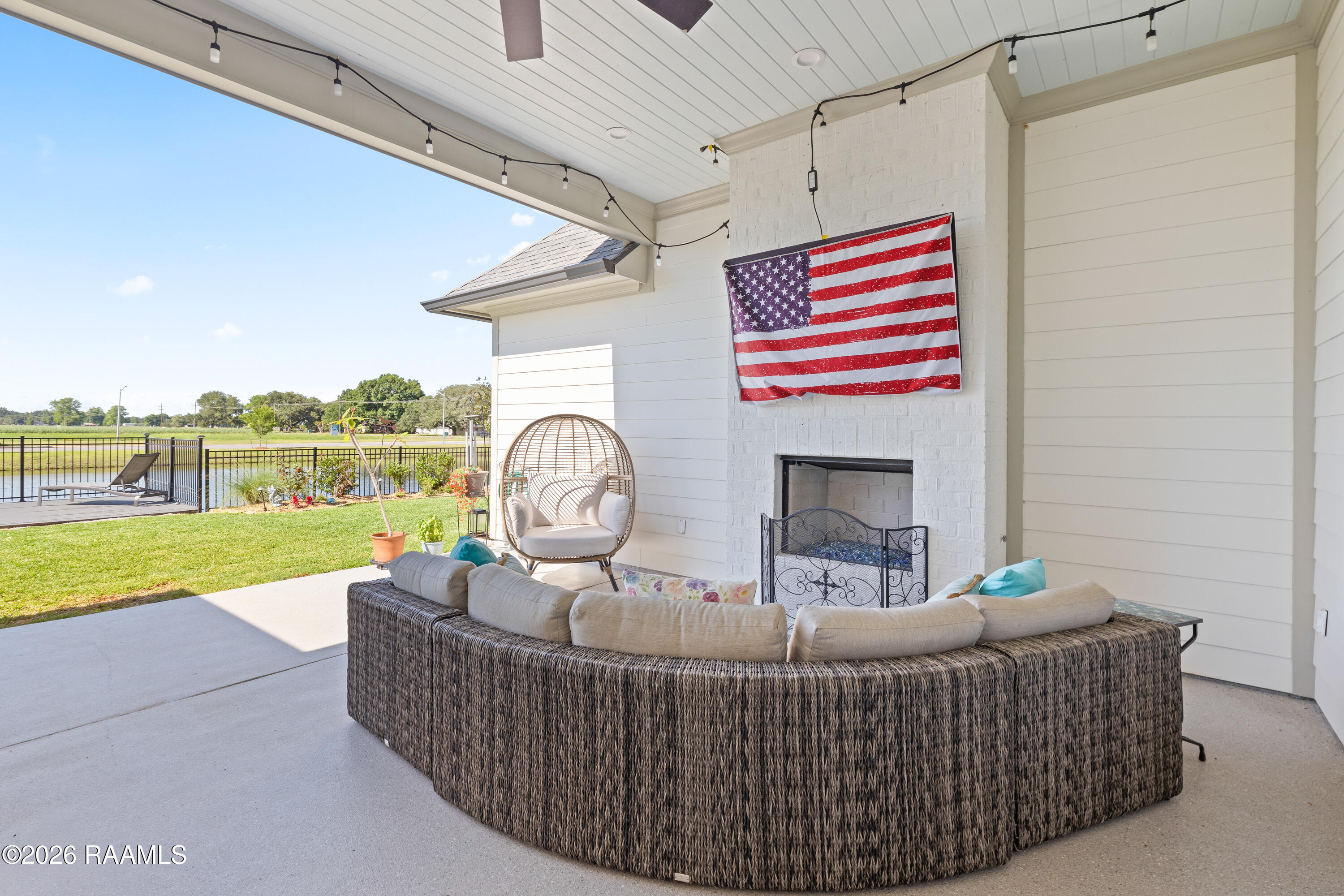 402 Sunshine Rise Drive Broussard, LA 70518 - Photo 26 of 40