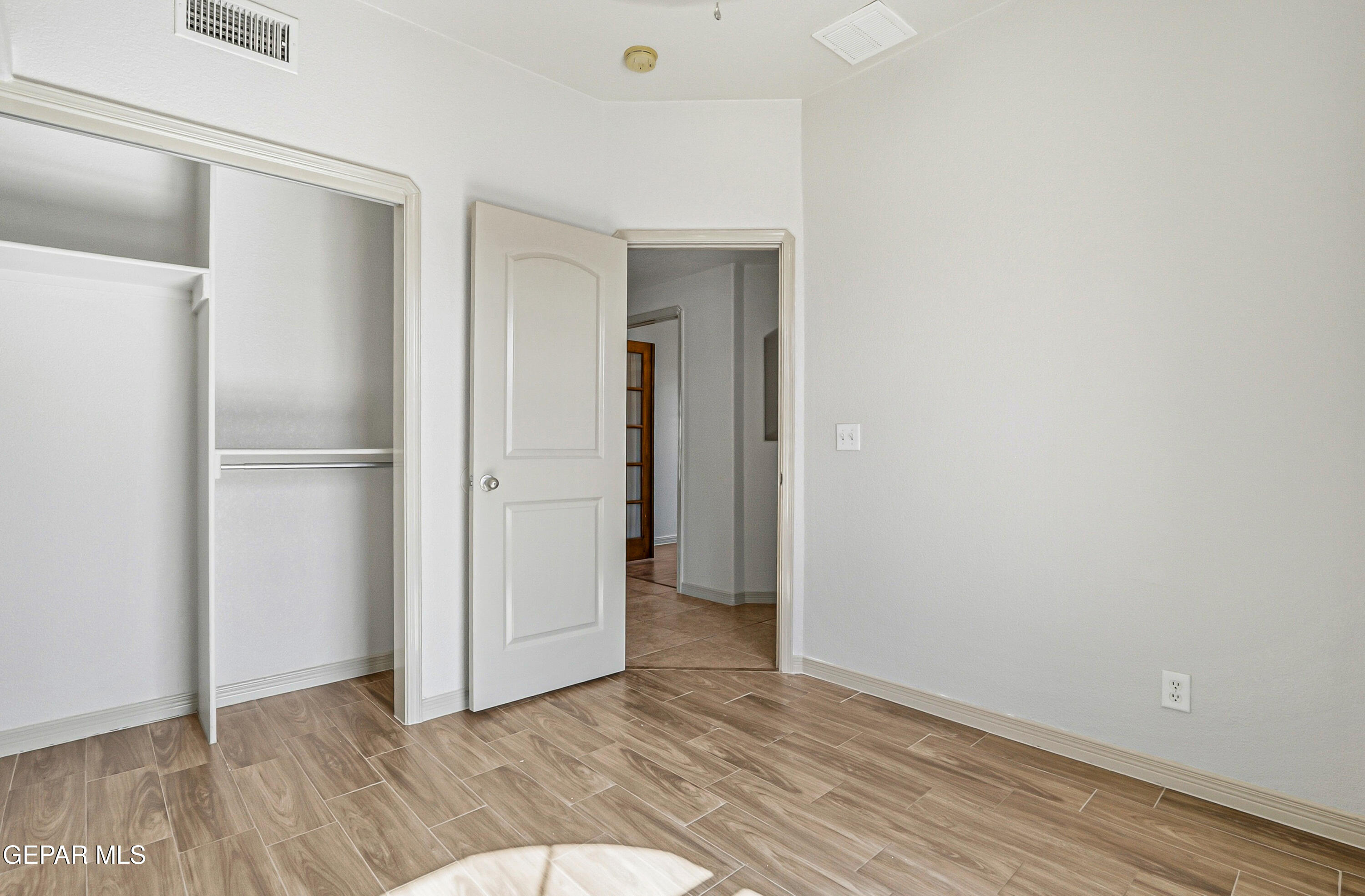 1140 Ranger Street El Paso, TX 79907 - Photo 14 of 24 2-print-IMG_5678