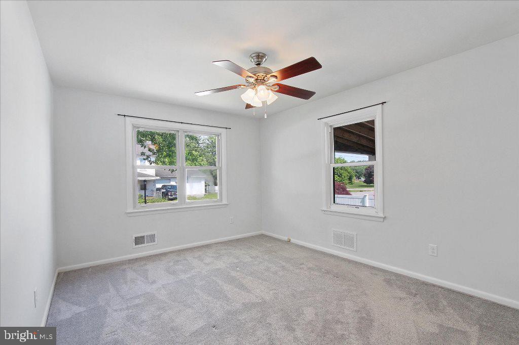 2365 Derry Road York, PA 17408 - Photo 8 of 26