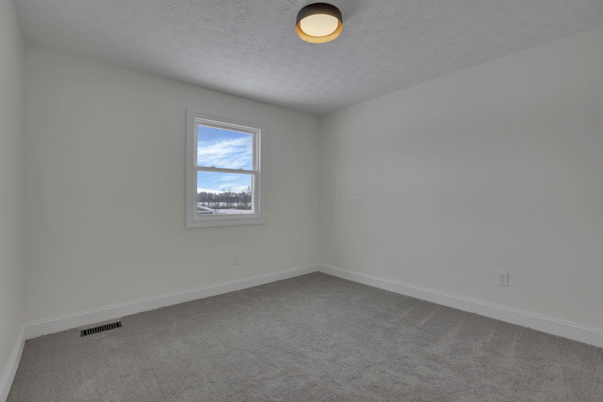 5273 Hayes Road Groveport, OH 43125 - Photo 46 of 89 Bedroom 2