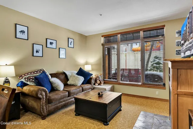 $279,000 | 150 Morning Star Drive, Unit 181, Kellogg, ID 83837