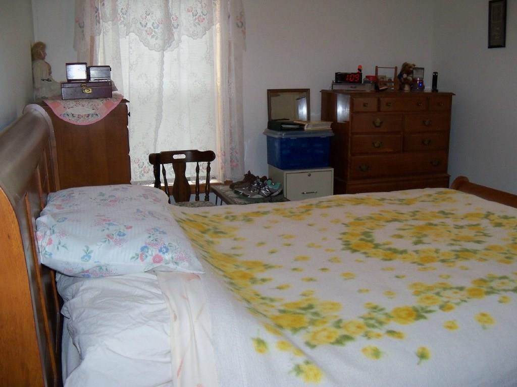 91 Jewett Road Pittston, ME 04345 - Photo 9 of 14 BEDRROM 1