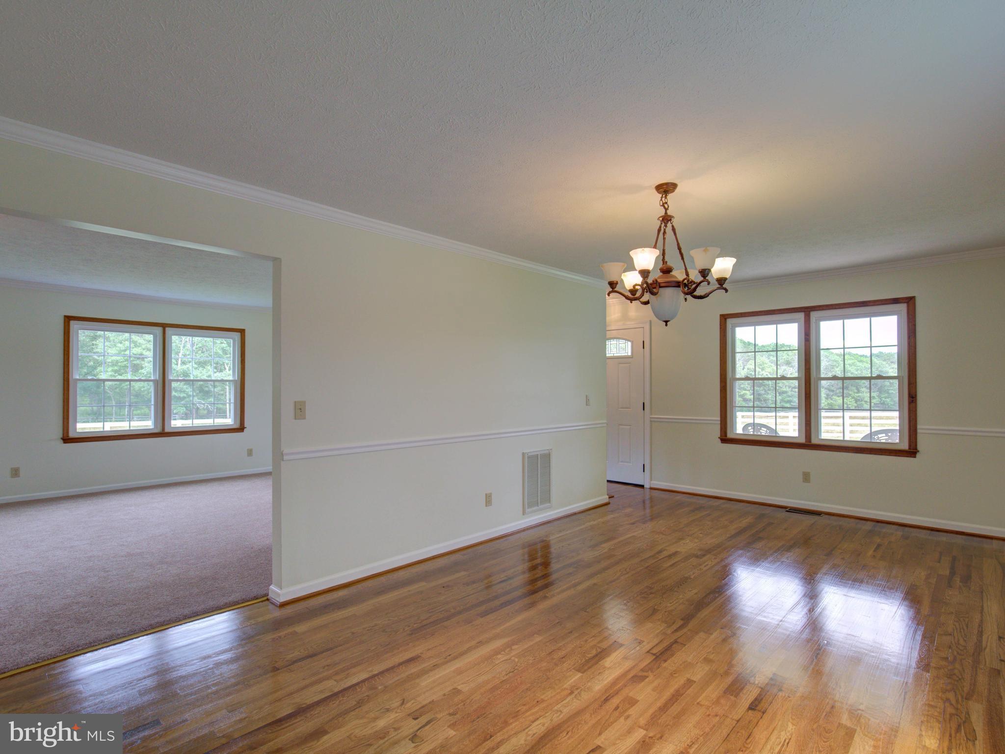 386 White Road Winchester, VA 22602 - Photo 12 of 30 Dining Room