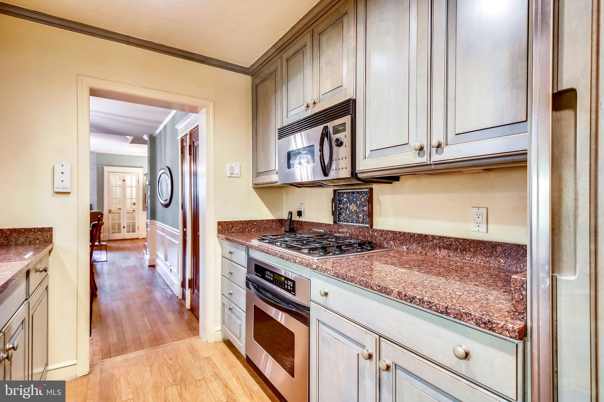 317 4th Street Southeast Washington, DC 20003 - Photo 19 of 45