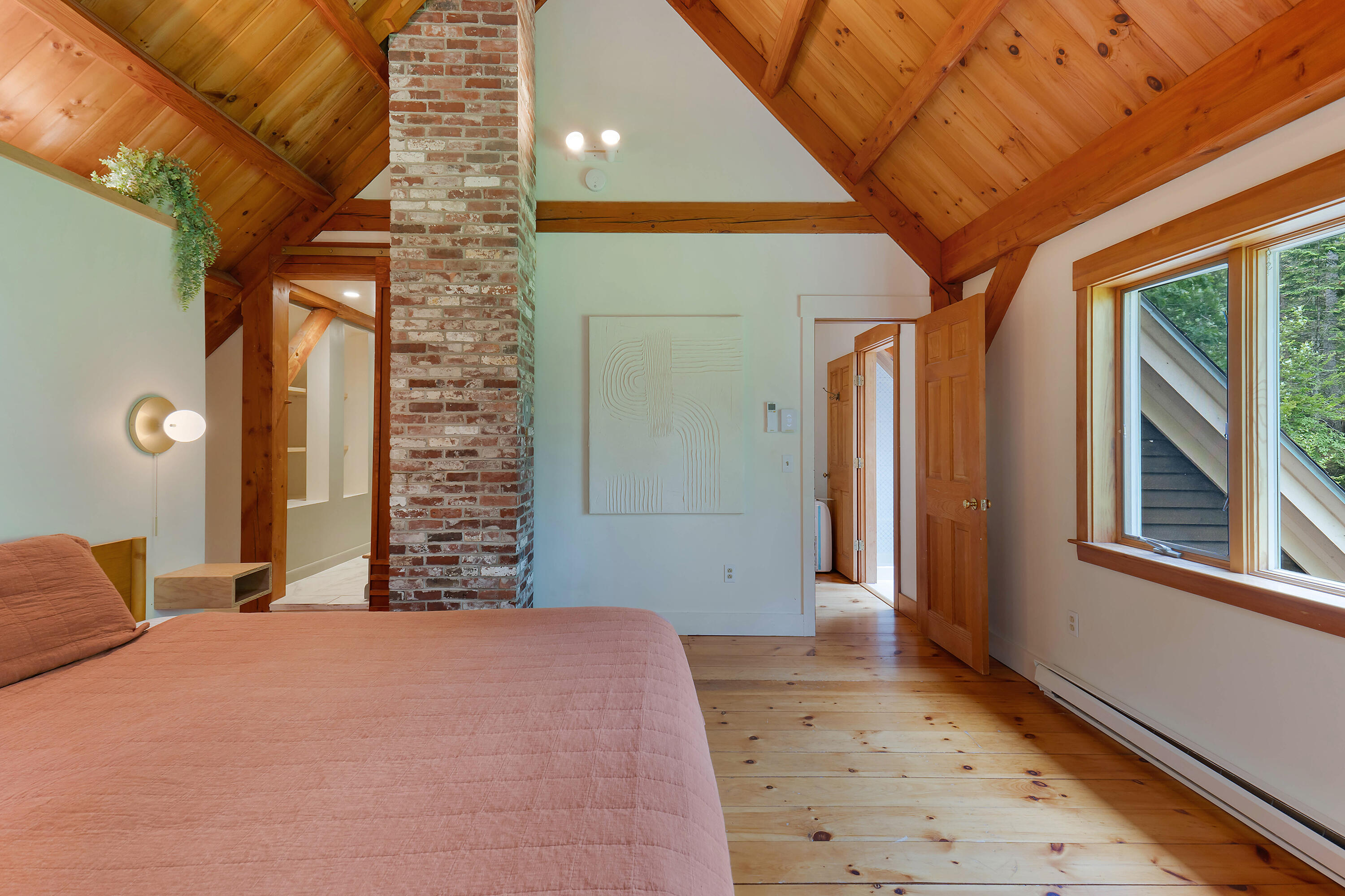 2 Harbor Ridge Road Freeport, ME 04032 - Photo 14 of 39 main bedroom to hallway and bathroom