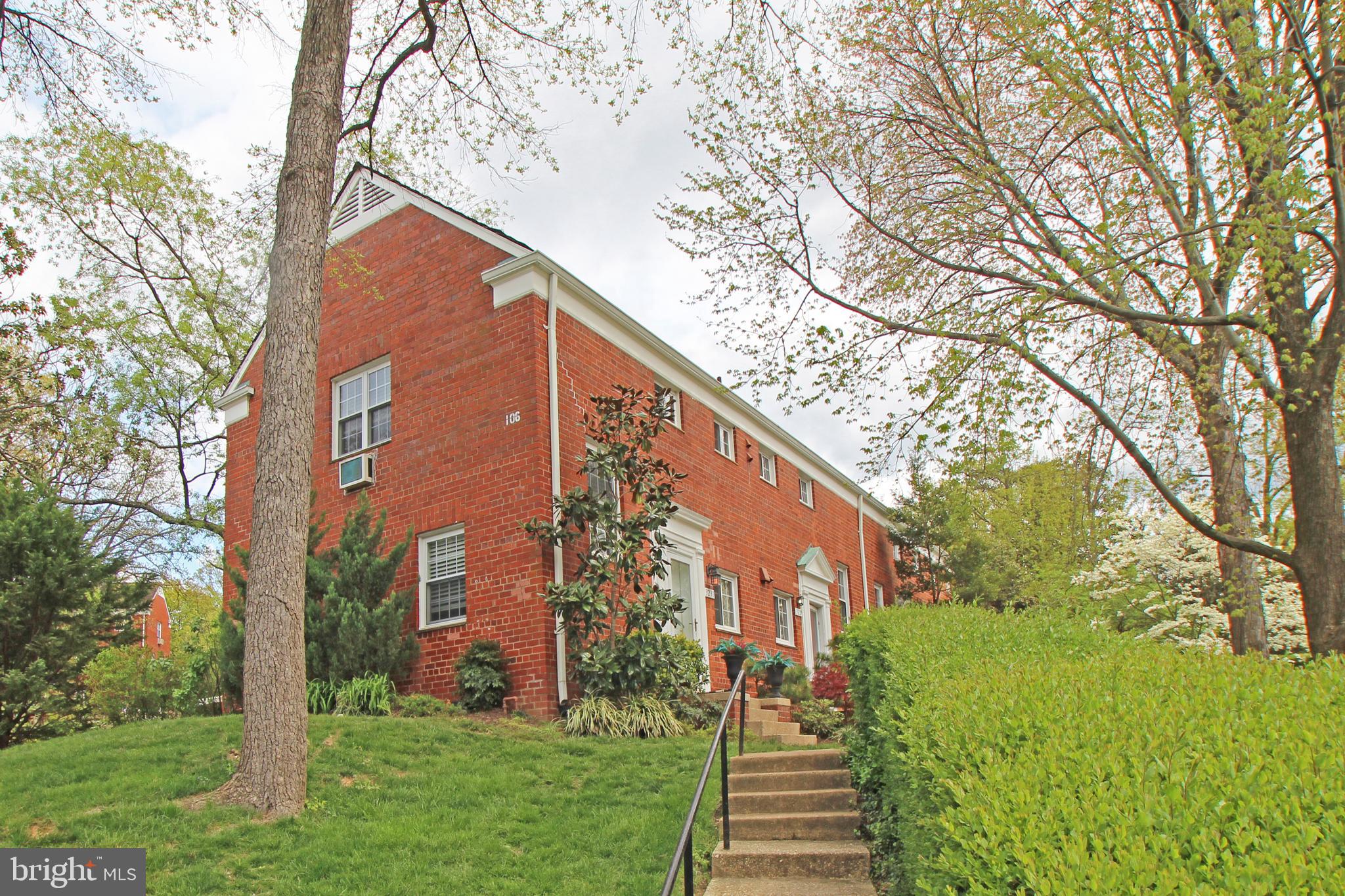 3231 Gunston Road Alexandria, VA 22302 - Photo 1 of 42 Gallery Image 1