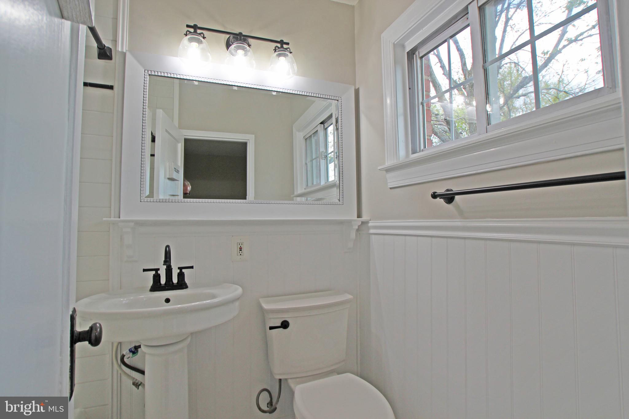 3231 Gunston Road Alexandria, VA 22302 - Photo 21 of 42 Gallery Image 21