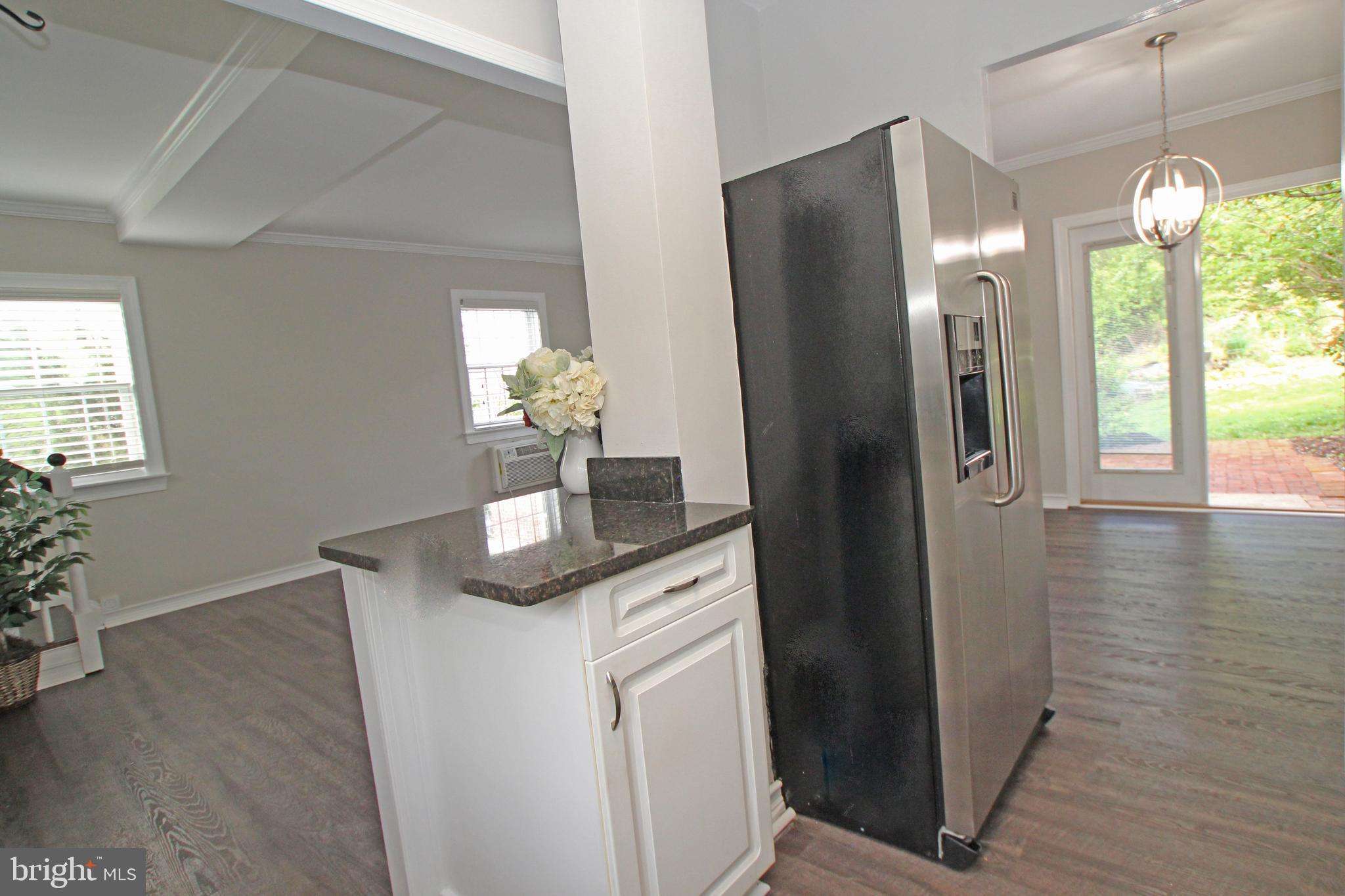 3231 Gunston Road Alexandria, VA 22302 - Photo 7 of 42 Gallery Image 7