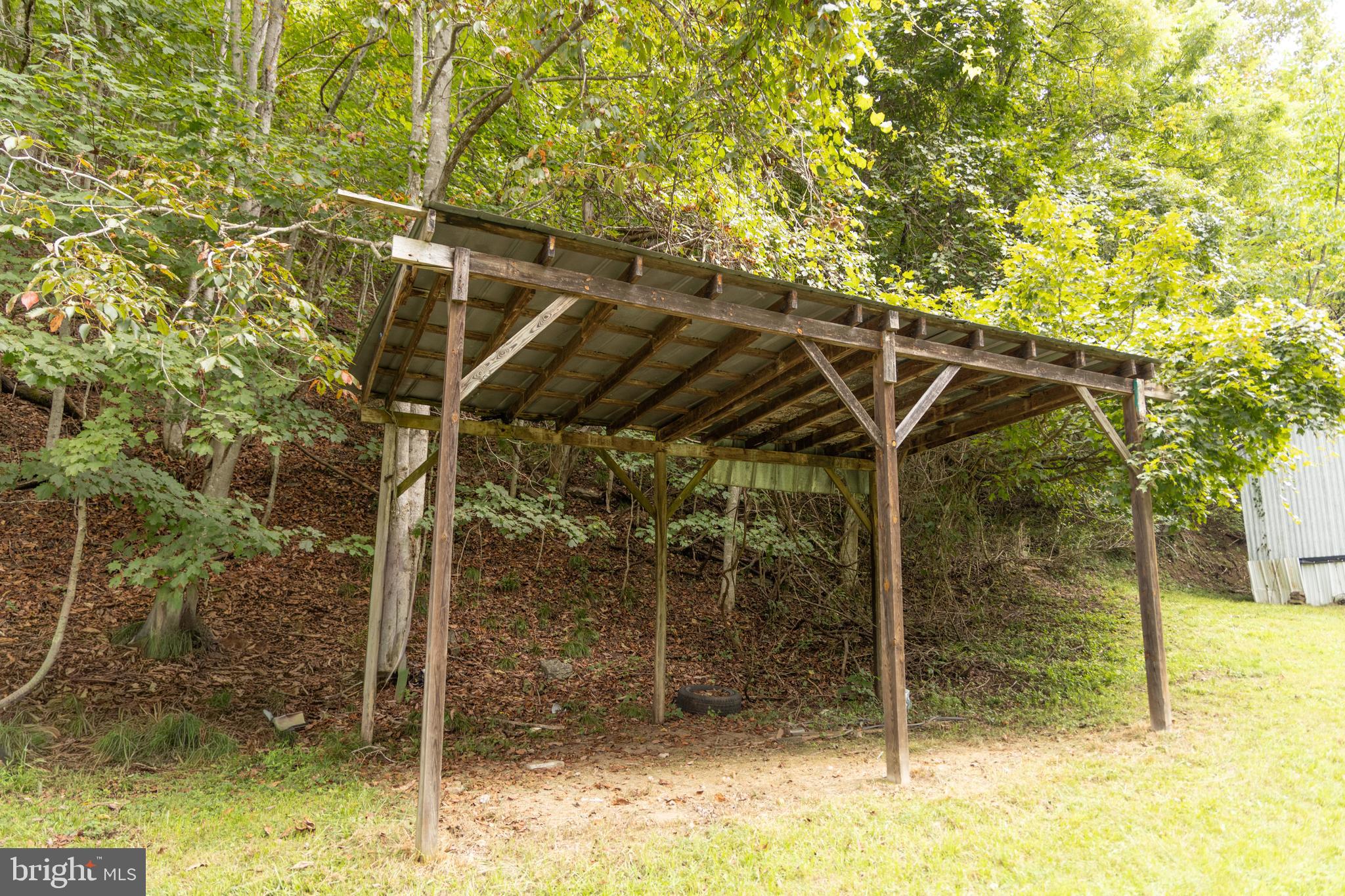 386 Long Road Ballard, WV 24918 - Photo 13 of 51 Gallery Image 13