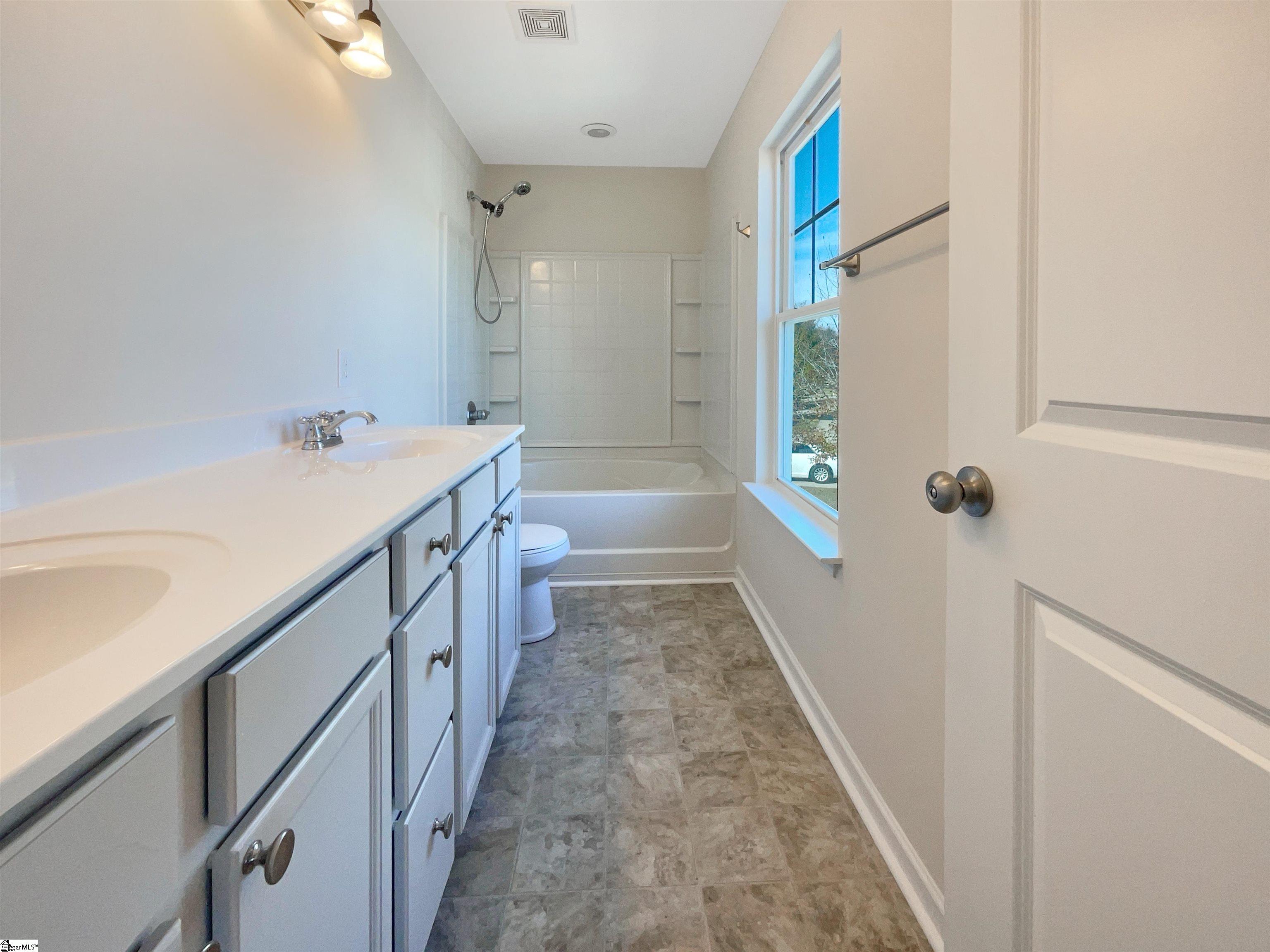 206 Rivers Edge Circle Simpsonville, SC 29680 - Photo 11 of 21