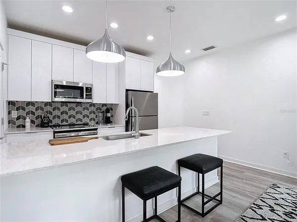 $420,000 | 2108 East 22nd Avenue, Unit 1, Tampa, FL 33605