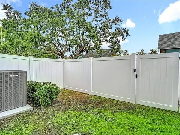 $417,000 | 2108 East 22nd Avenue, Unit 1, Tampa, FL 33605