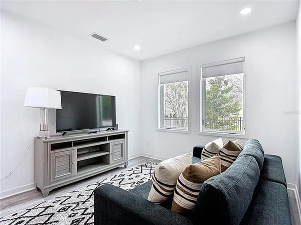 $420,000 | 2108 East 22nd Avenue, Unit 1, Tampa, FL 33605