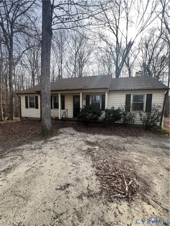 $1,450 | 3901 London Road, Hopewell, VA 23860