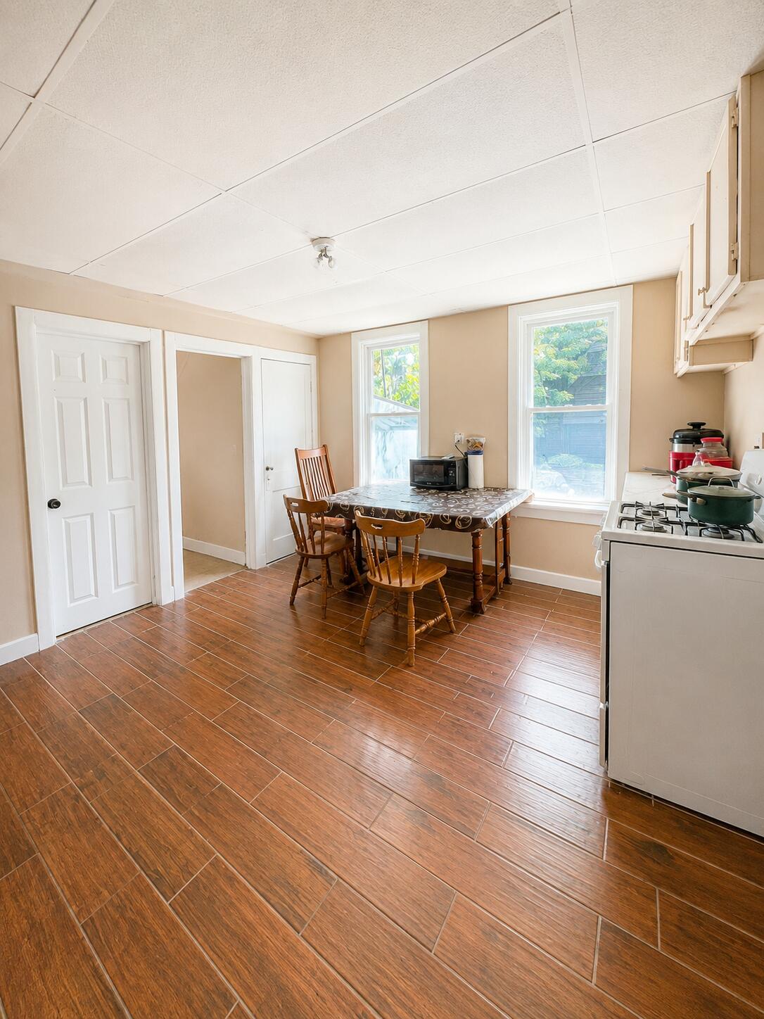 1522 South 15th Street Milwaukee, WI 53204 - Photo 40 of 53 cottage kitchen