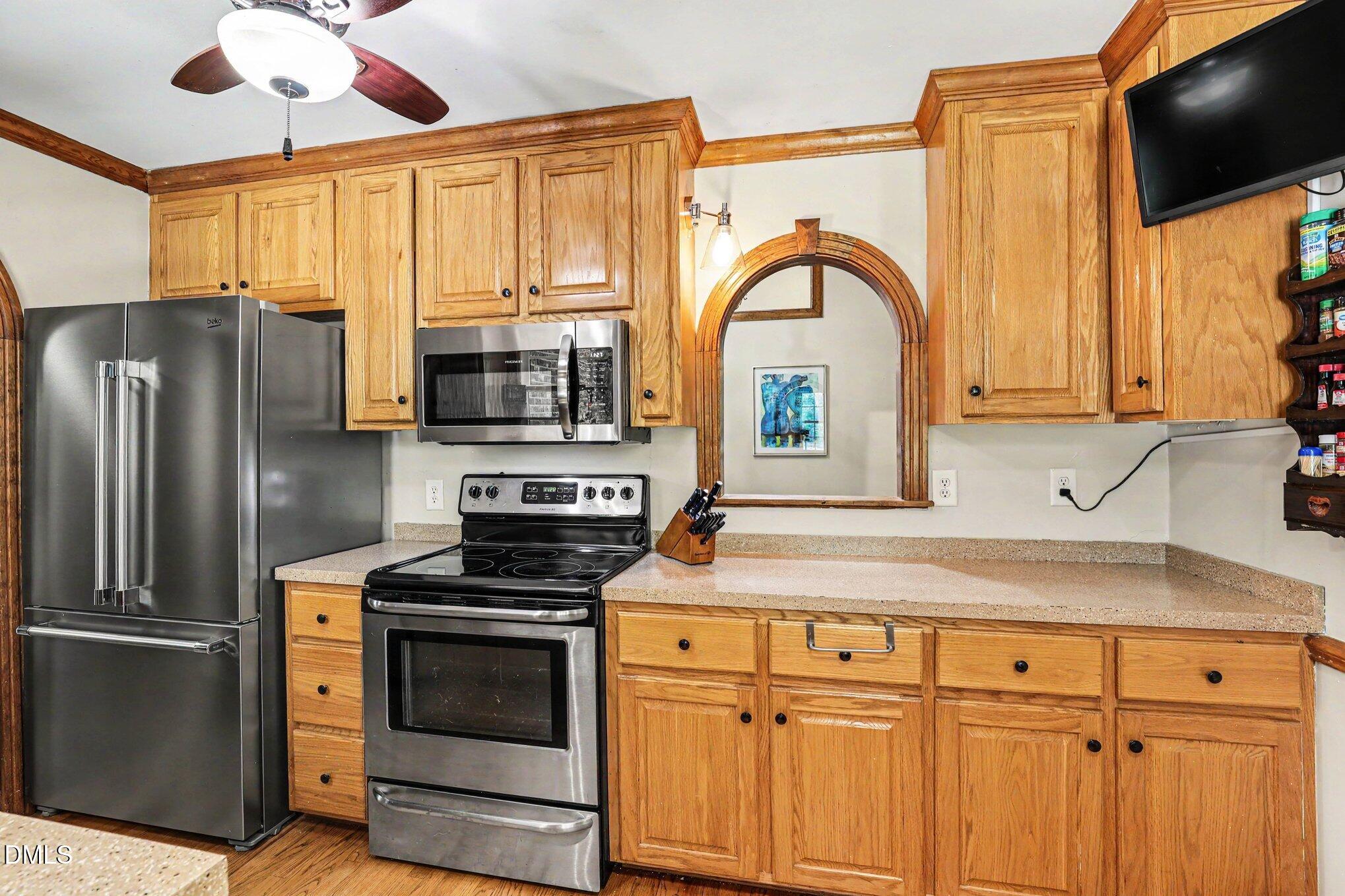 2256 Shotwell Road Clayton, NC 27520 - Photo 13 of 74 Kitchen