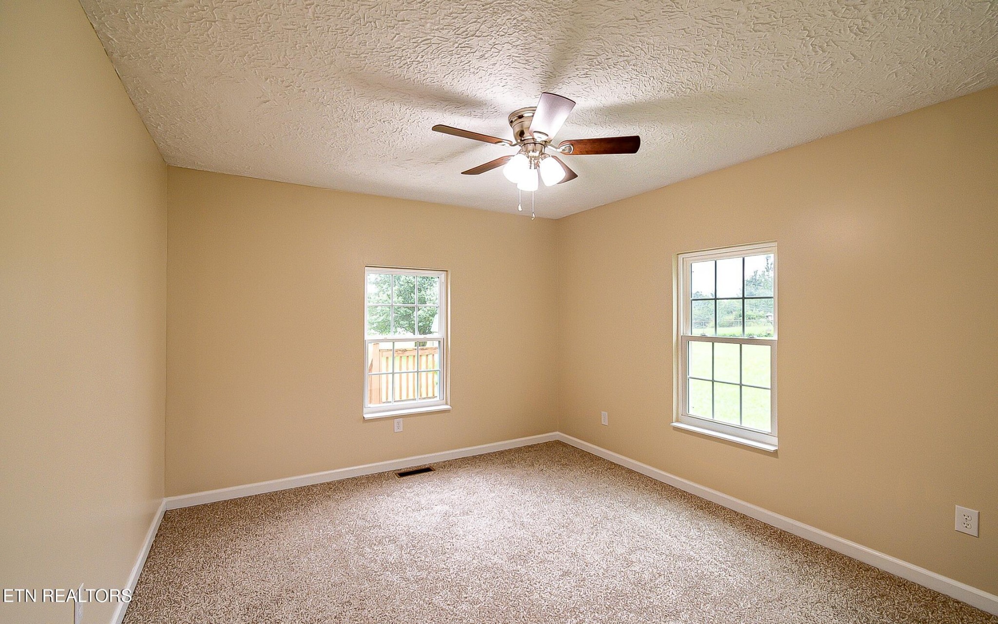 5028 Pea Ridge Road Maryville, TN 37804 - Photo 17 of 33 Gallery Image 17