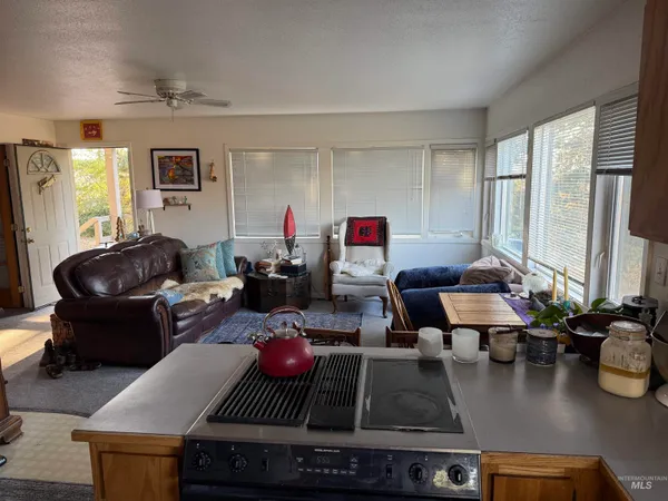 $399,000 | 1022 Sincar Lane, Moscow, ID 83843