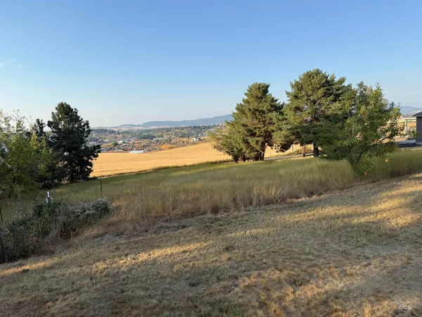 $399,000 | 1022 Sincar Lane, Moscow, ID 83843