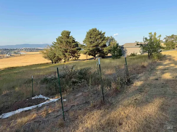 $399,000 | 1022 Sincar Lane, Moscow, ID 83843