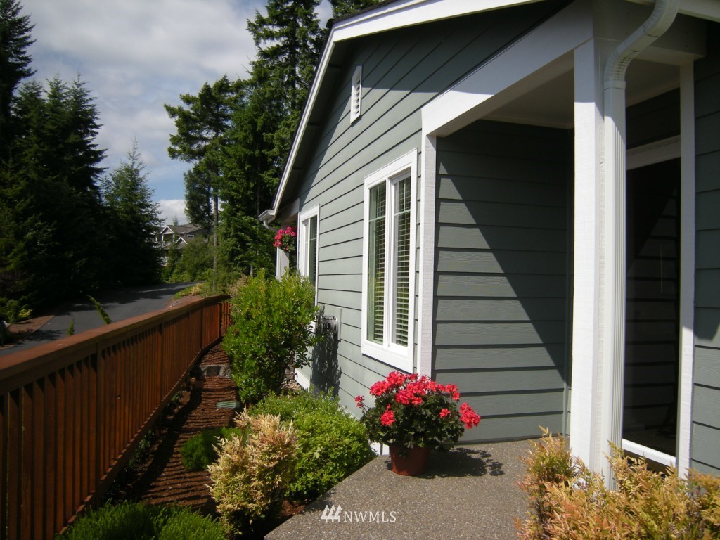 91 East Soderberg Road, Unit 15 Allyn, WA 98524 - Photo 1 of 24