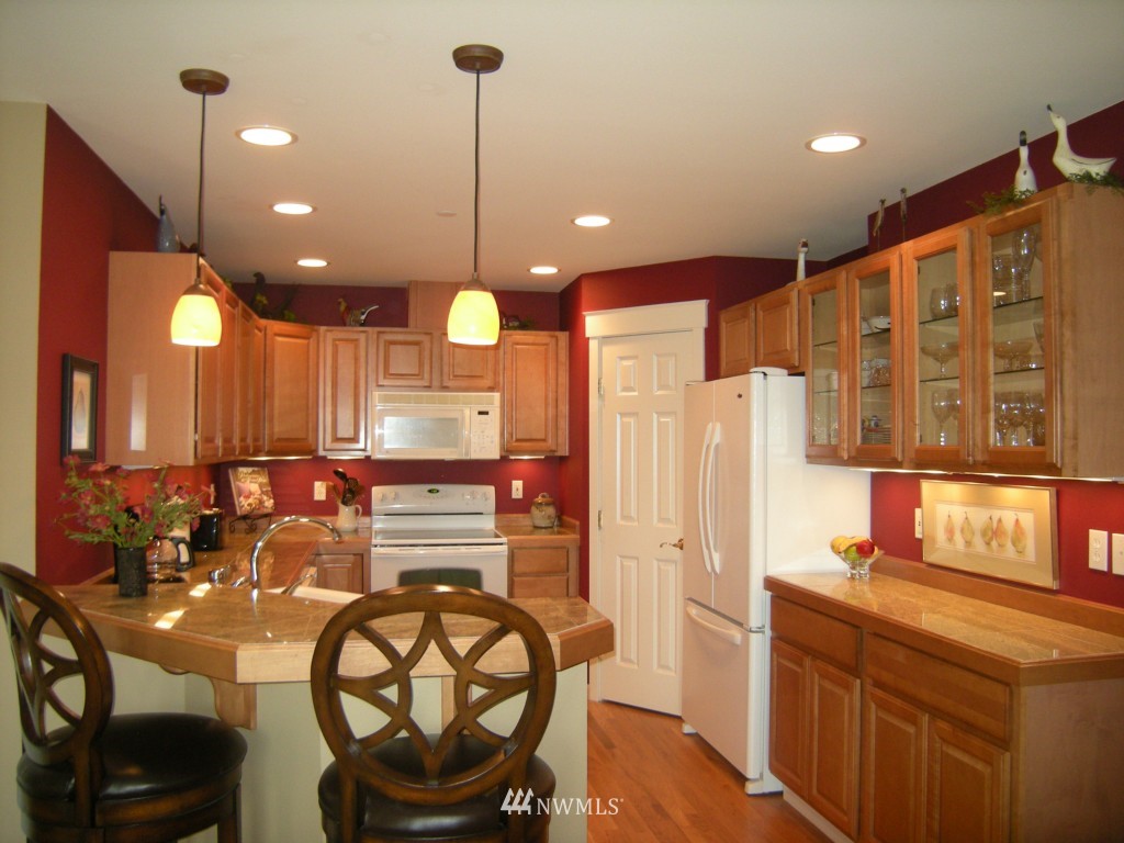 91 East Soderberg Road, Unit 15 Allyn, WA 98524 - Photo 4 of 24