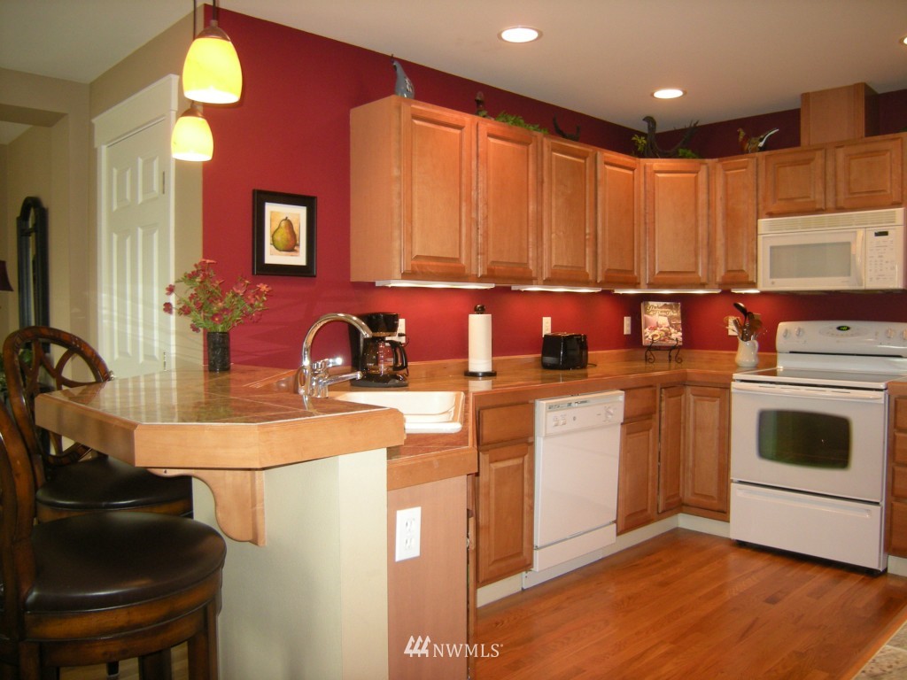 91 East Soderberg Road, Unit 15 Allyn, WA 98524 - Photo 5 of 24