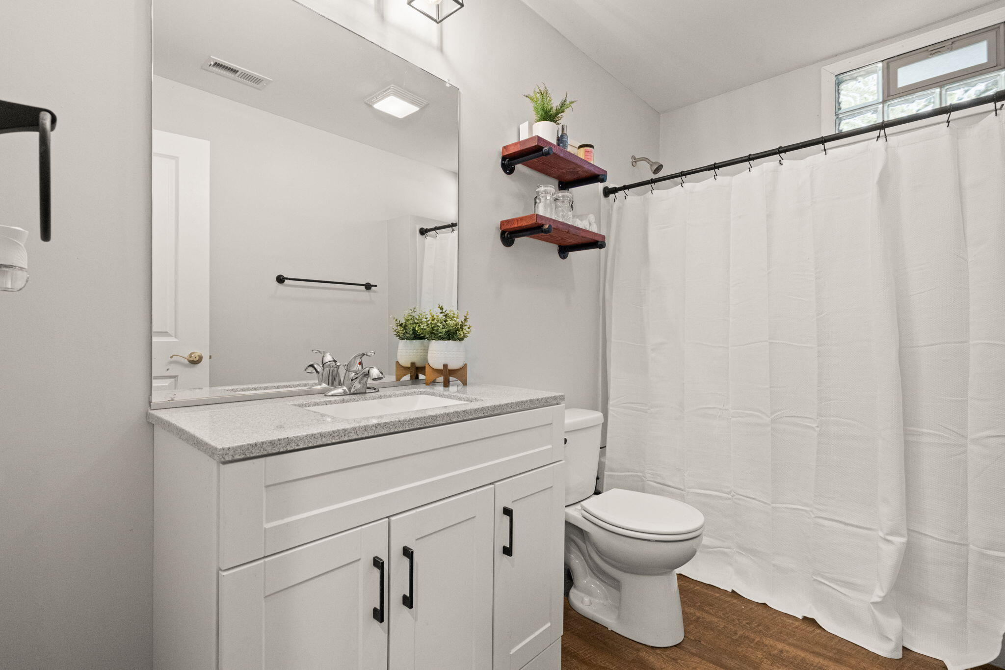 1301 Cline Avenue Griffith, IN 46319 - Photo 14 of 28 2048x1365