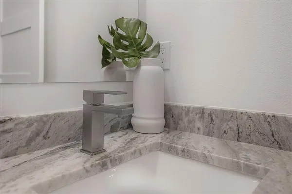 $584,900 | 5530 North 9th Street, Unit 2, Tampa, FL 33604